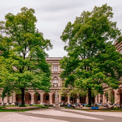 Uni Wien Arkadenhof