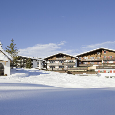 winter familie urlaub hotel